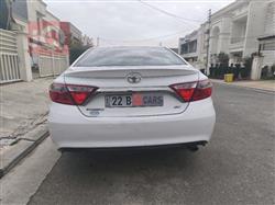 تۆیۆتا کامری